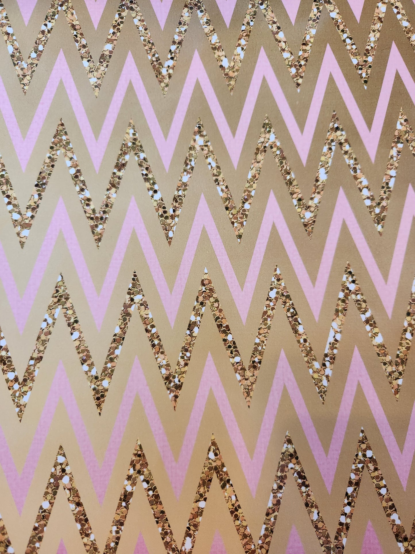 Pink zigzag
